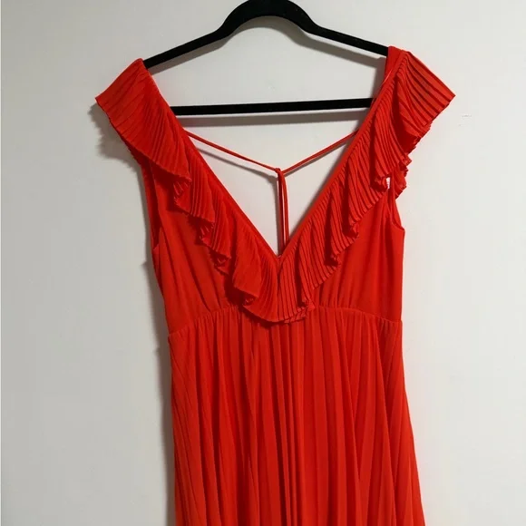 Zara Vibrant Red Maxi Dress - Picture 5 of 16